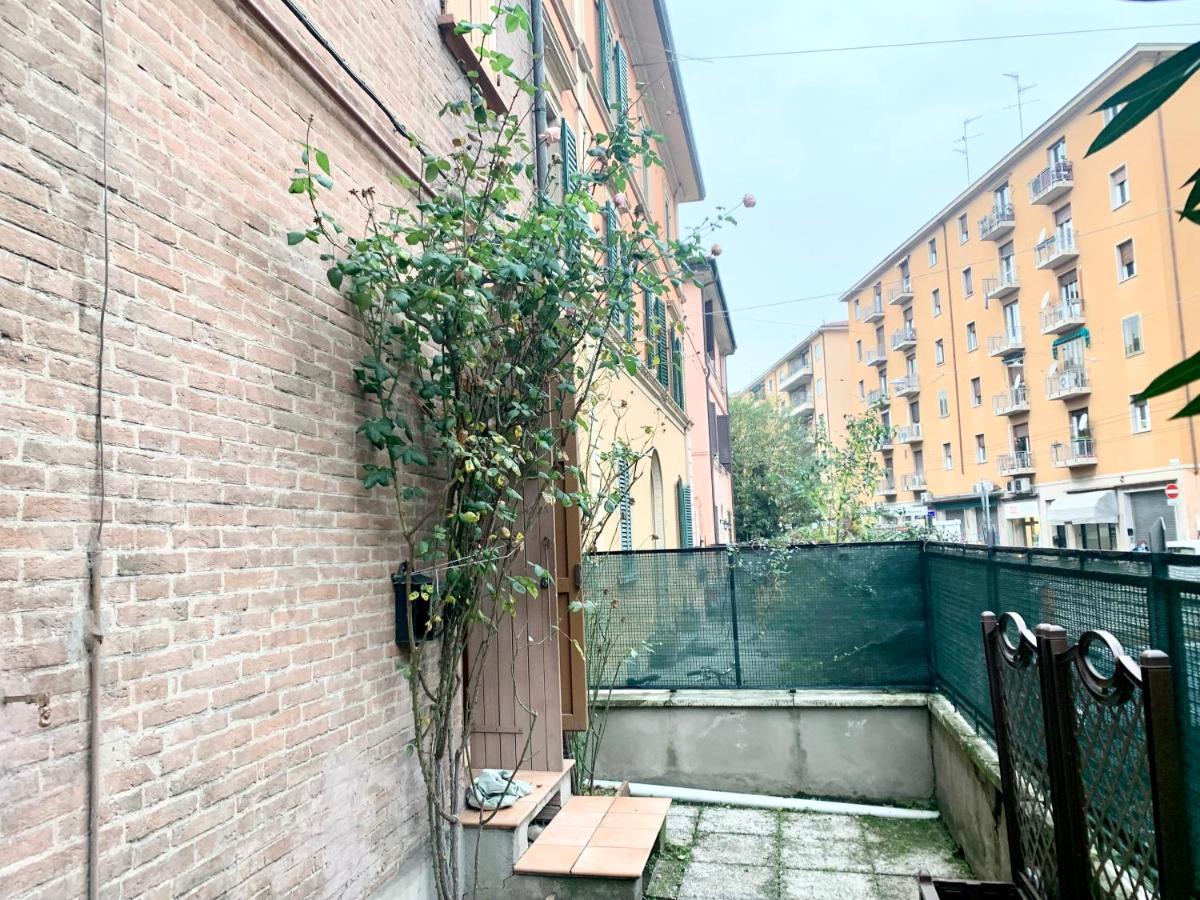 Casina Delle Rose Lägenhet Bologna Exteriör bild