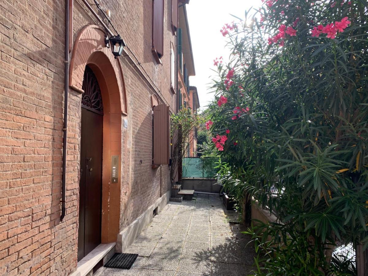Casina Delle Rose Lägenhet Bologna Exteriör bild